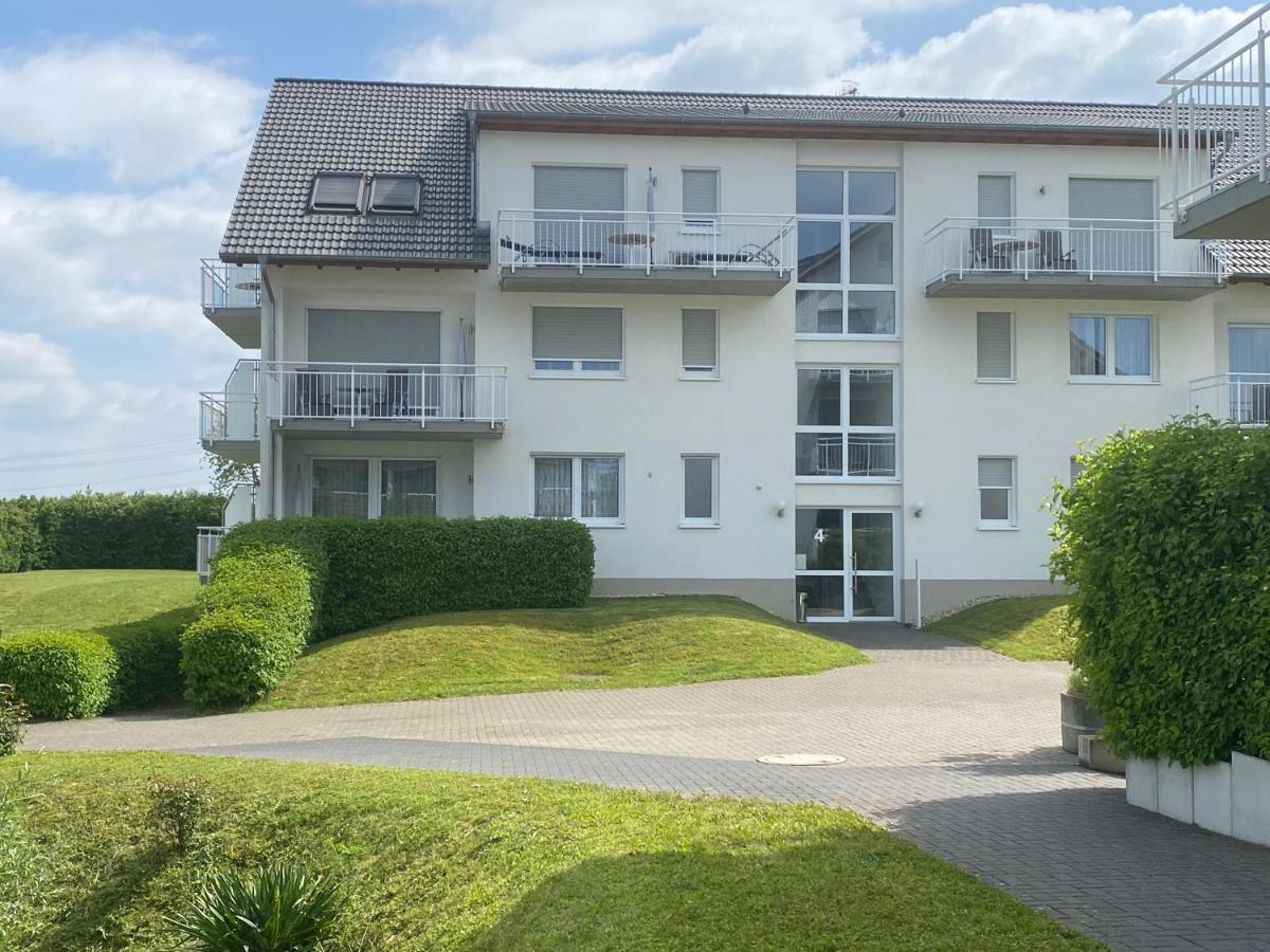 2-Zimmer-Ferienwohnung Mit Hotelservice Und 2 Balkons - Golf, Bike Und Wellness Im Markgraeflerland Bad Bellingen Luaran gambar